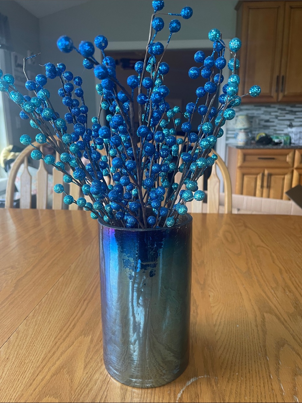 VTG Yankee Candle holder/vase with glitter berry arrangement 🌺
